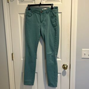 Cabi Curvey skinny jeans. Blue size 8